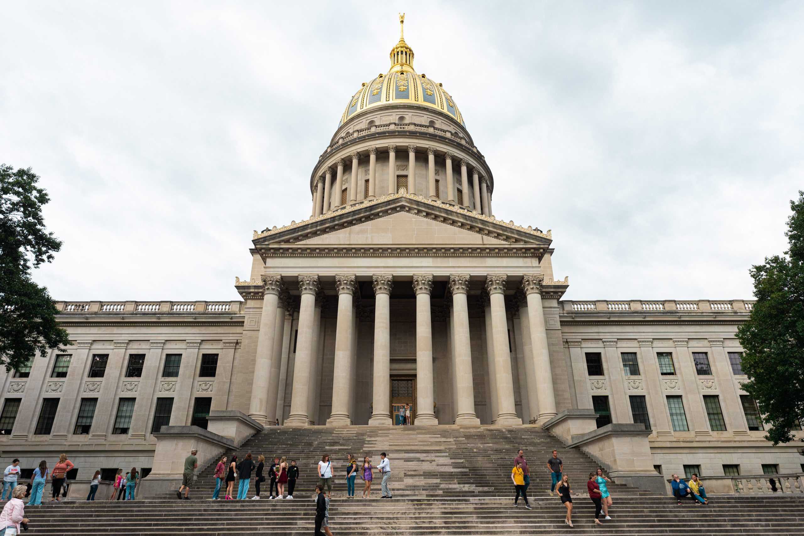 House committee advances bill to change city election dates, another to forbid hotel/motel voucher programs for the homeless